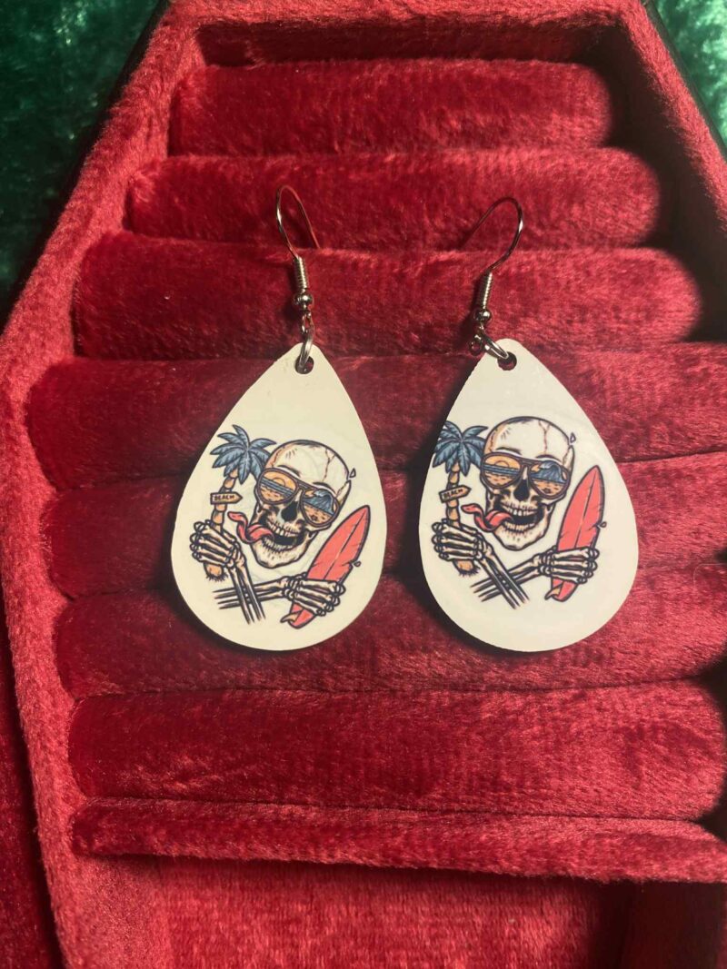 Beach skull earrings