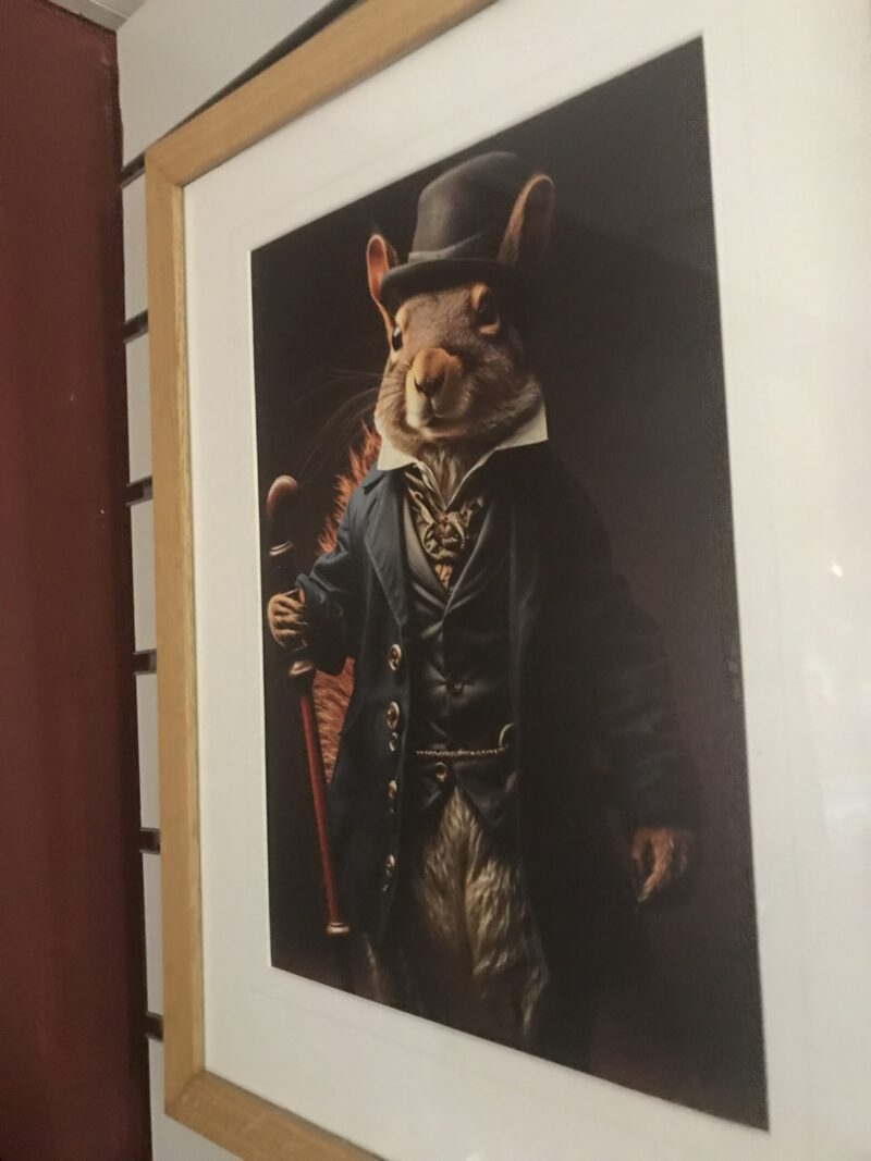 Gentleman Squirrel Frame