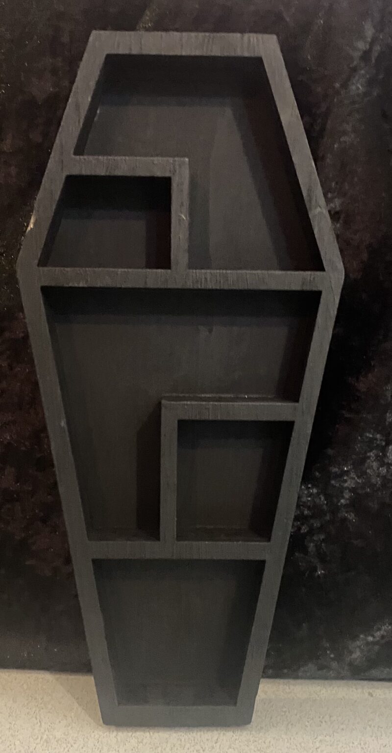 Coffin shelf