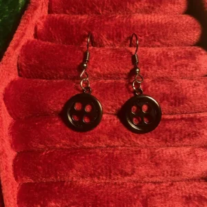 Button earrings