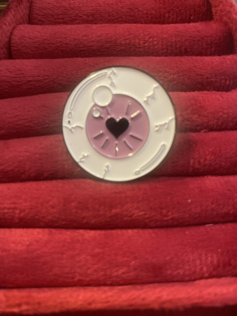 Eyeball pin