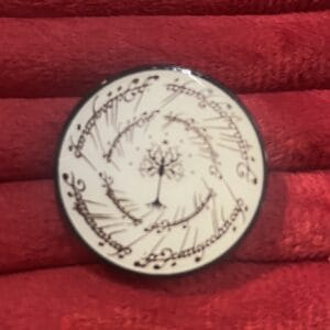 Round Tree Pin